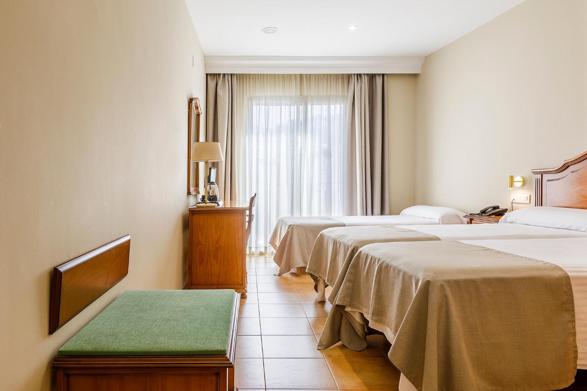 Hotel Almijara - Mares La Herradura  Extérieur photo