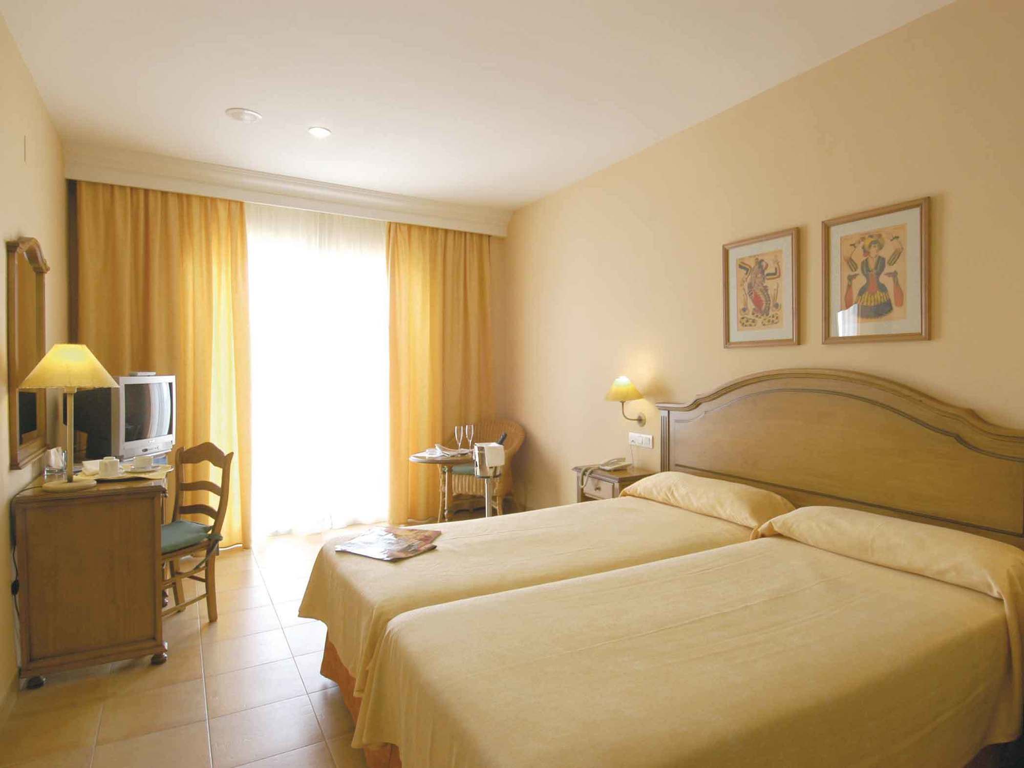 Hotel Almijara - Mares La Herradura  Extérieur photo