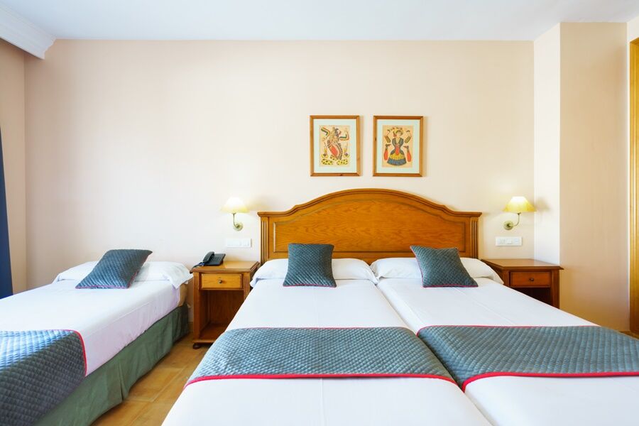 Hotel Almijara - Mares La Herradura  Extérieur photo